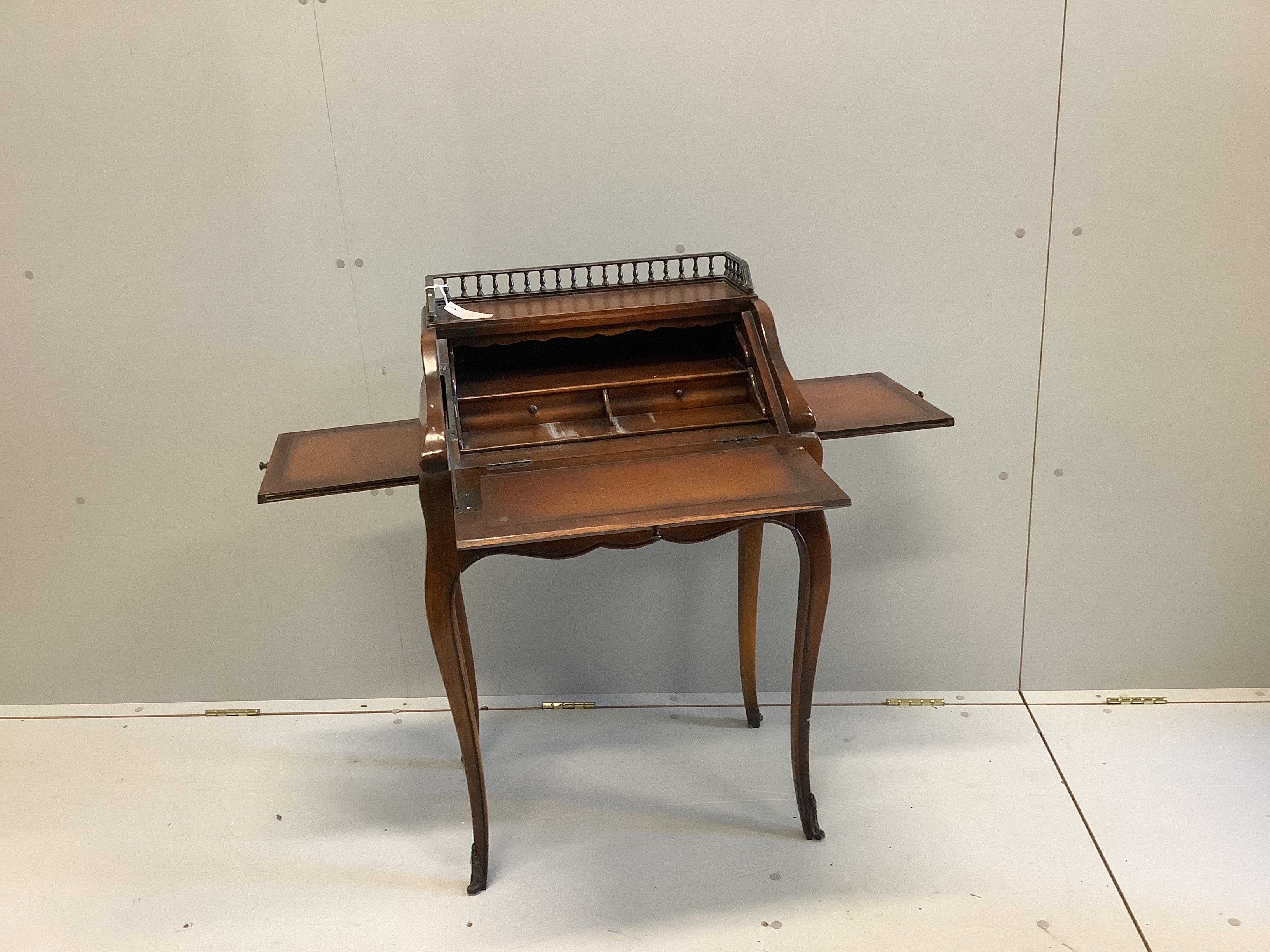 A reproduction mahogany bonheur du jour, width 55cm, depth 37cm, height 90cm